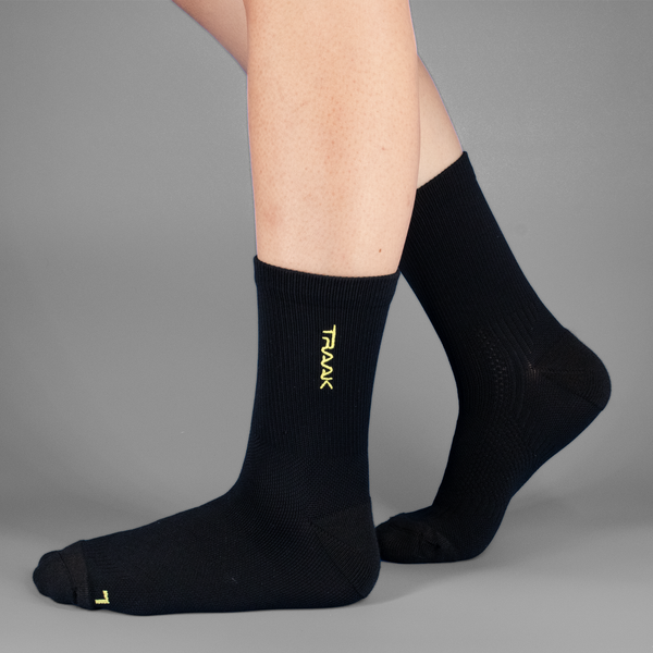 TRAAK SOCKS | HORNET