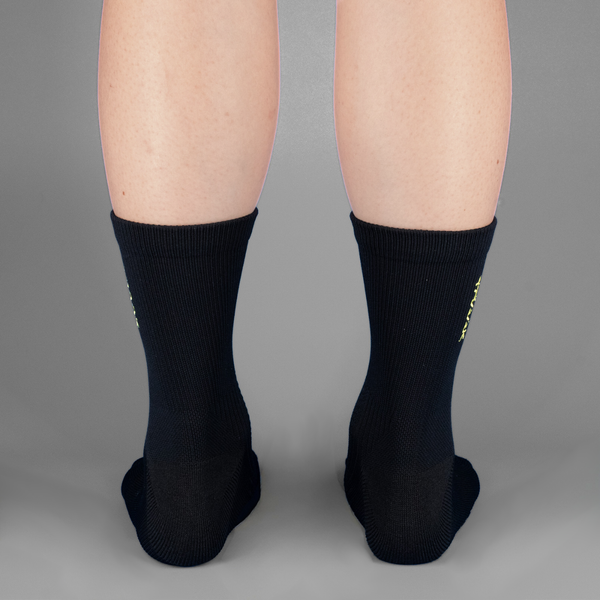 TRAAK SOCKS | HORNET